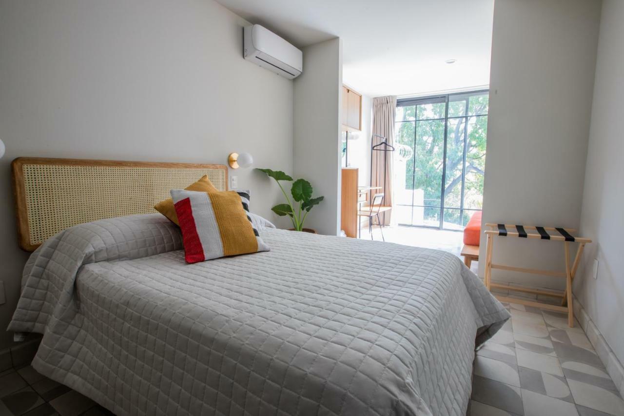Casa Ixaya By Barrio Mexico Hotel Guadalajara Bagian luar foto